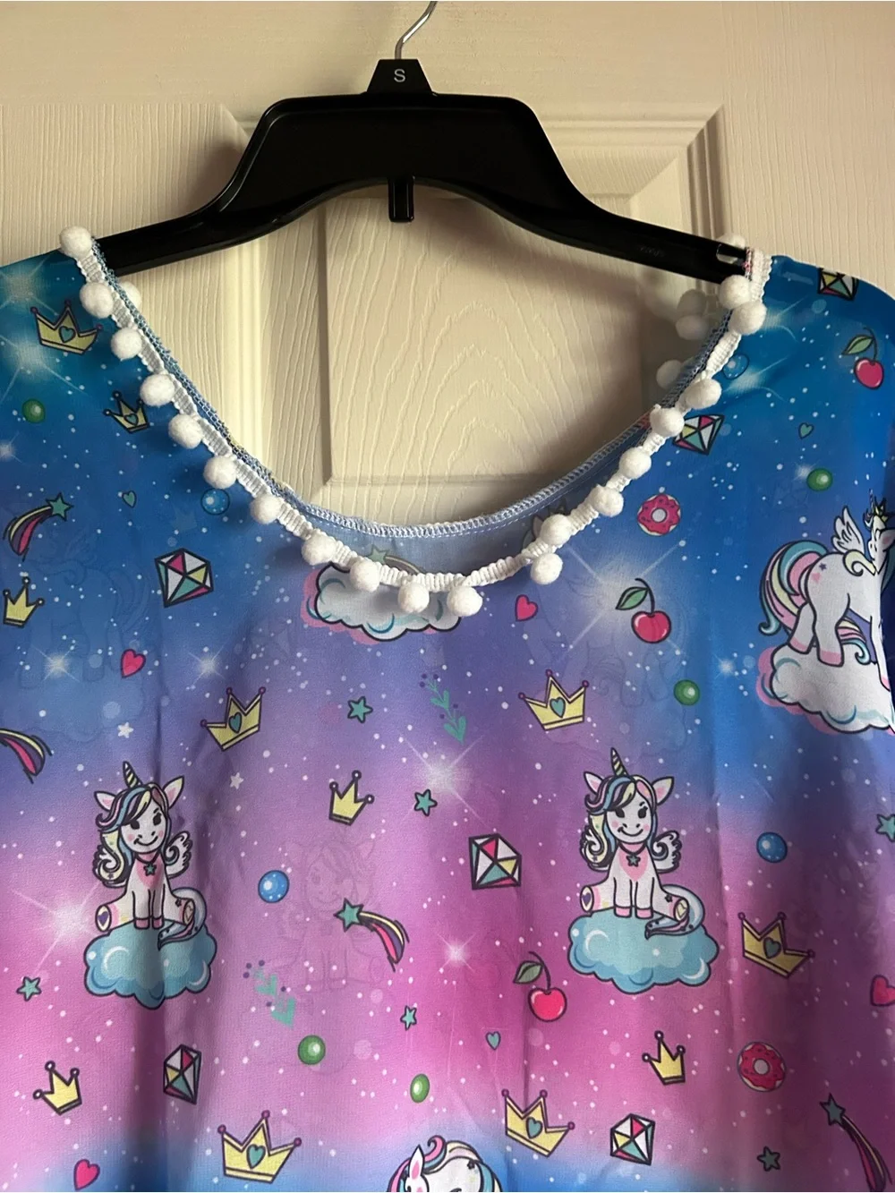4/$20 Unicorn Size M Pom-Pom Cover-Up in Blue and Purple